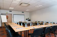 Brit Hotel Rennes St Grégoire – le Villeneuve Hotels in La Mézière