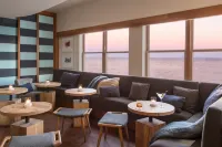 Malibu Beach Inn Hotels in Topanga