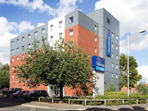 Travelodge Bolton Central River Street Hotel