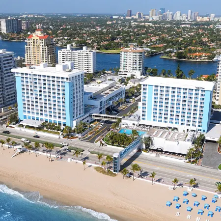 The Westin Fort Lauderdale Beach Resort Отели рядом с достопримечательностью «Боннет Хаус Музеум & Гарденс»
