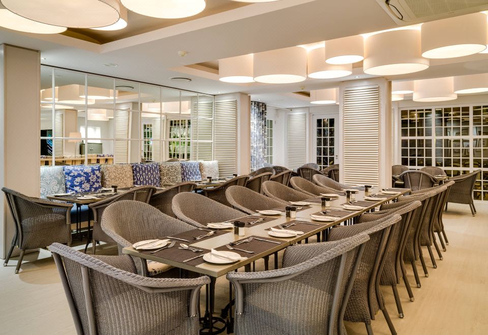 Protea Hotel Cape Town Sea PointOver view