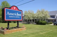 AmericInn by Wyndham Douglas/Saugatuck Hotels in Saugatuck