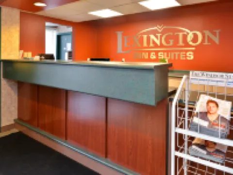 Lexington Inn & Suites-Windsor Hoteles en Windsor