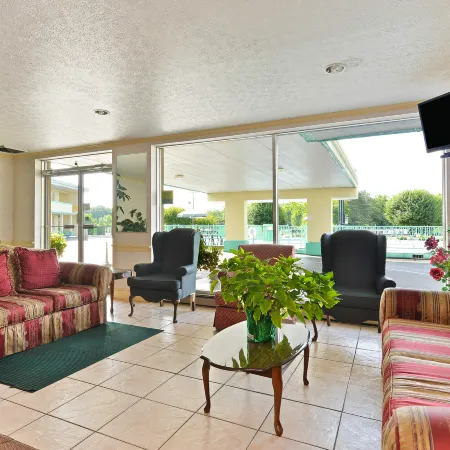 Americas Best Value Inn and Suites South Boston