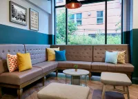 Leonardo Hotel Manchester Central - Breakfast