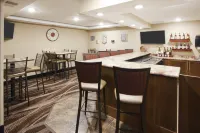Gateway Park Hotel and Suites - Tea Sioux Falls - bar