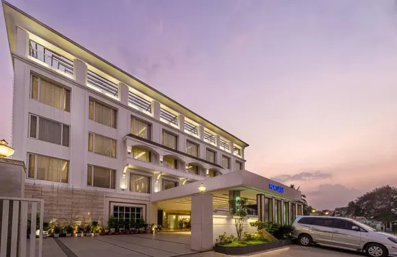 TGI財富大酒店-霍蘇爾