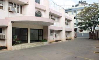 Senthil Residency