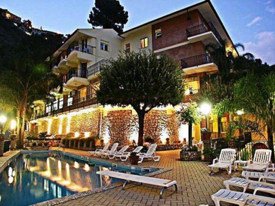 Hotels Near Al Castello Cafe Bar In Taormina - 2022 Hotels | Trip.com