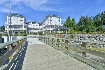 Prestige Oceanfront Resort, BW Premier Collection