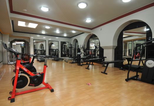 디와네 호텔 수영장