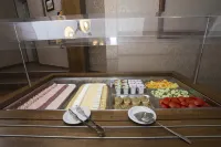 Hotel Ambient - breakfast