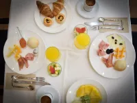 Senator Parque Central - breakfast