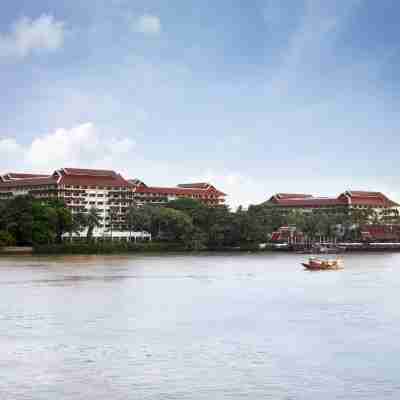 Anantara Riverside Bangkok Resort Hotel Exterior
