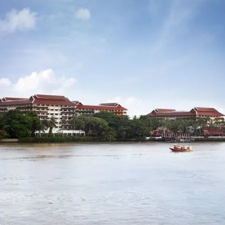 Anantara Riverside Bangkok Resort