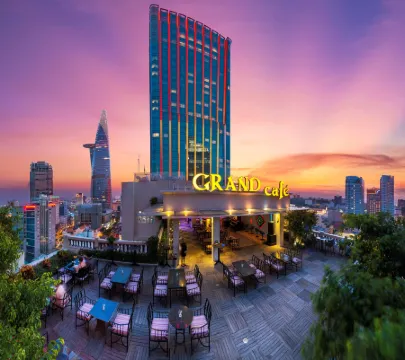 Hotel Grand Saigon Отели рядом с достопримечательностью «Хо Чи Минх Сквер»