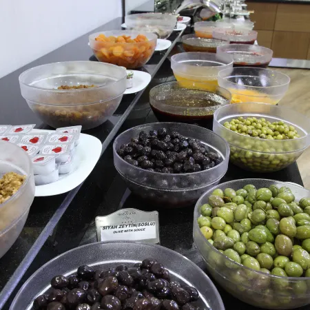 Hotel Senbayrak City