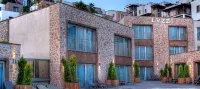 Lvzz Hotel