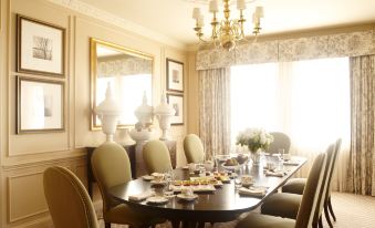 The Hay - Adams