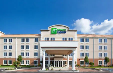 Holiday Inn Express WIXOM by IHG