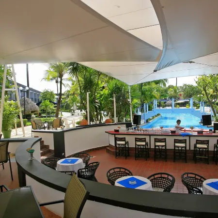Riande Aeropuerto Hotel Casino
