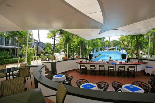 리안데 에어로푸에르토 호텔 카지노 파나마시티 호텔