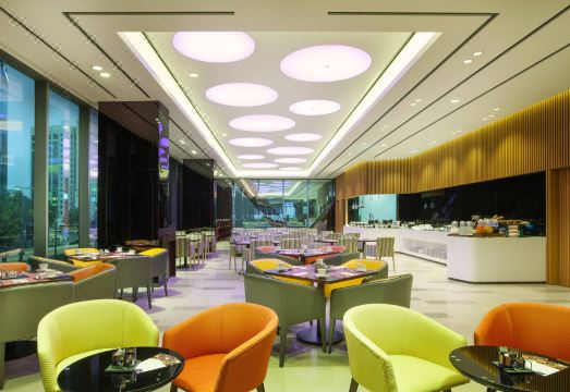 알로프트 서울 강남 근처 강남 거리 이미지