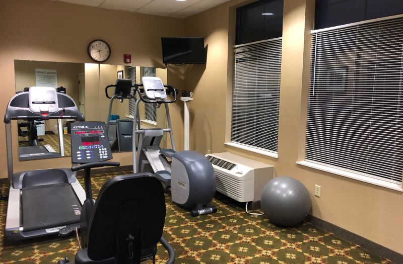 Holiday Inn Express Hocking Hills-Logan by IHG photo 4