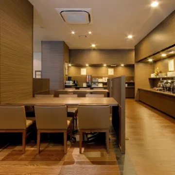 Hotel Route-Inn Nagoya Imaike Ekimae Отели рядом с достопримечательностью «Стадион «Нагоя Доум»»