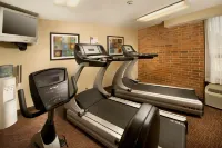 Pear Tree Inn St. Louis Airport Hotels in Hazelwood