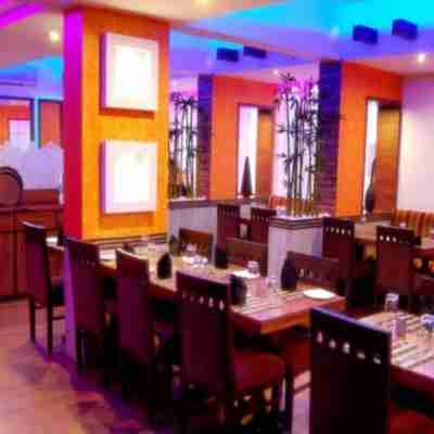 Capital O 36426 Brindaban Dining/Meeting Rooms