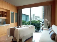 Ritz Carlton DIFC Downtown Dubai エミレイツタワー周辺のホテル