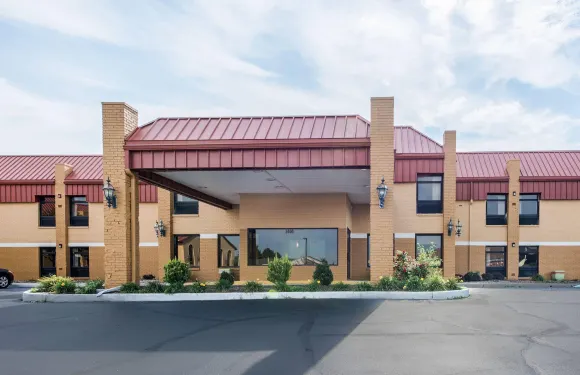 大學區凱藝套房酒店