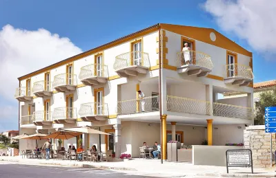 Hotel Muita di Mari فنادق في Santa Teresa Gallura