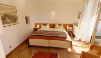 Outdoorhotel Jäger Von Fall Hotels in Kochel