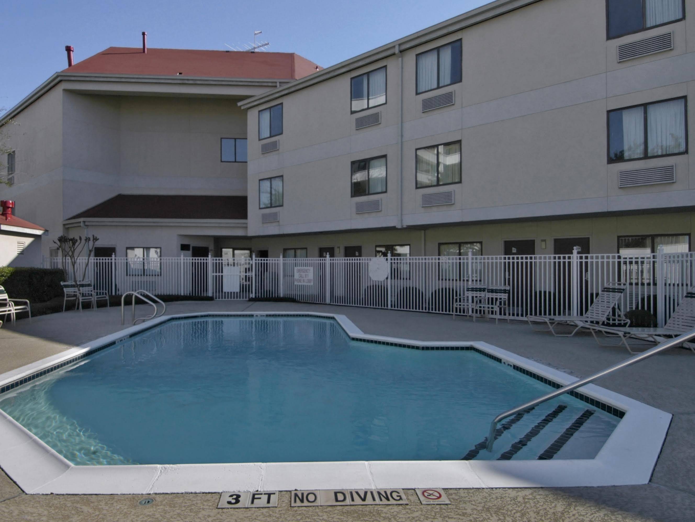 Red Roof Inn El Paso West