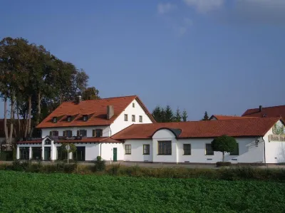 Hotel & Landgasthof Hutzenthaler Hotels in der Nähe von Alter Schlachthof Landshut