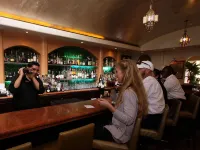 Cypress Inn Carmel-by-The-Sea - bar