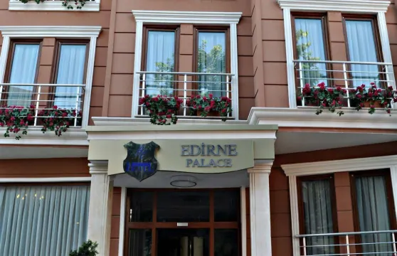 埃迪爾內宮殿酒店