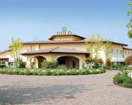Hotel Motel Gold Hotels in Calcinate