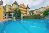 Schlossl Hotel Kindl Hotels in Feldbach