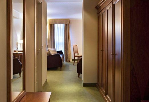 Hotel Reine Victoria 외관