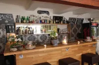 艾爾特萌思羅曼蒂克酒店 - 酒吧