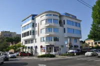 Karavella Hotel - 2성급