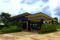 Na Kabin Resort Hotel dekat The Verona at Tub Lan