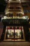 Royal St Hanoi Hotel Các khách sạn gần Trường Đại học Thủ đô Hà Nội