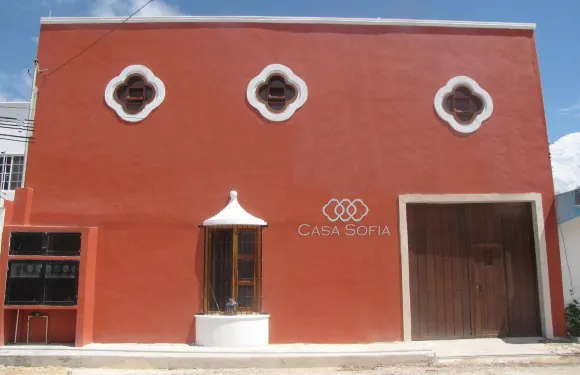 圖蘭索菲亞民宿酒店 - 附游泳池