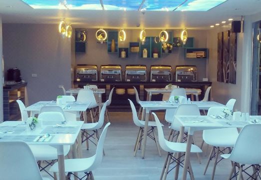 City Park Hotel Residences