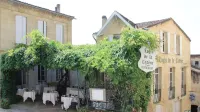 Logis de la Cadene فنادق في Saint-emilion