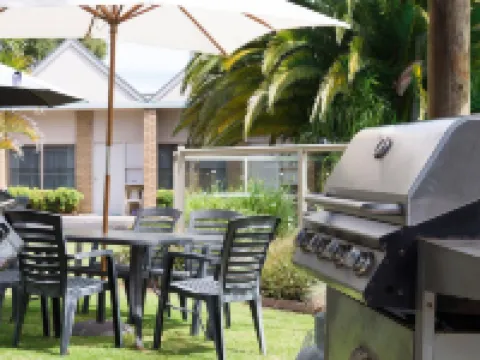 Tropicana Motor Inn Hotels in Cowes